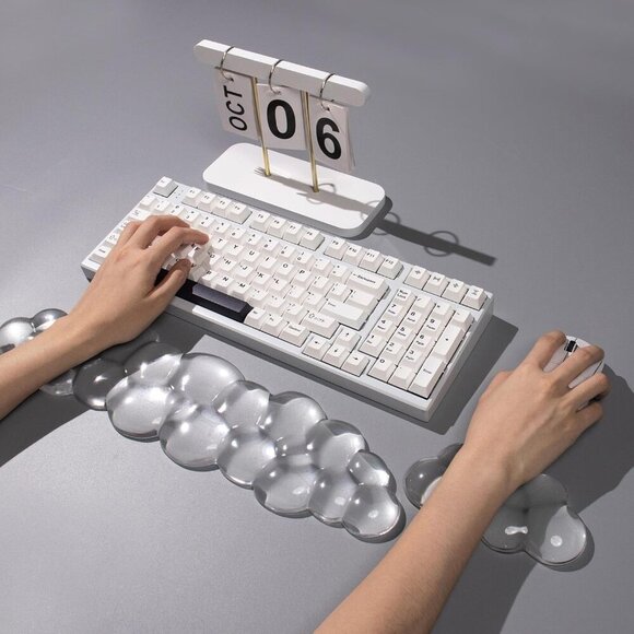 Clear Gel Wrist Rest for Mouse, White Silicone Cloud Mouse Wrist Rest, Cool Soft - Picture 3 of 6